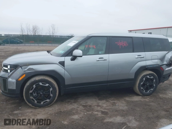 2024 Hyundai Santa Fe SE with VIN 5NMP1DGL2RH041164, listed as a IAAI auction lot 41976008 with 5,584 mi miles and . Bid and sale history available at DreamBid. Image 14.