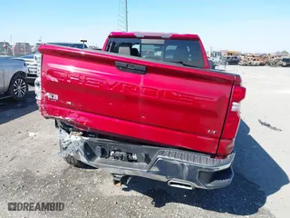2019 Chevrolet Silverado 1500 LT with VIN 3GCUYDED4KG133999, listed as a IAAI auction lot 41691689 with 88,476 mi miles. Bid and sale history available at carsss.com. Image 16.