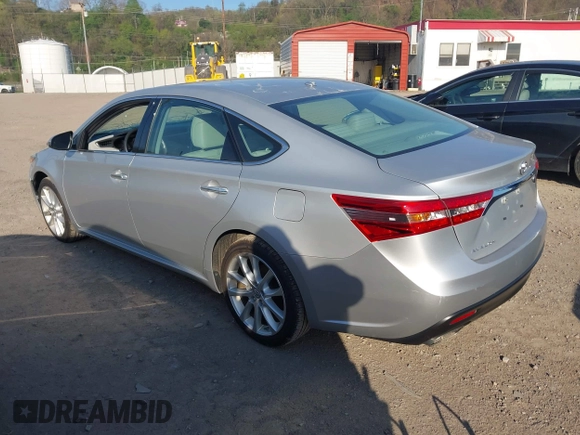 2013 Toyota Avalon XLE with VIN 4T1BK1EB6DU006141, listed as a IAAI auction lot 42080363 with 39,664 mi miles and . Bid and sale history available at DreamBid. Image 3.