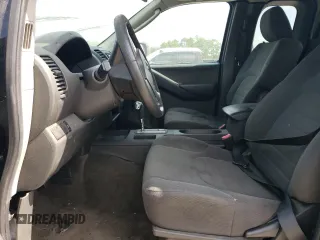2010 Nissan Frontier XE с VIN 1N6BD0CT8AC431735, выставлен на аукционе Copart как лот 63788294 с пробегом Не указан миль и Списание • Salvage title. История ставок и продаж доступна на DreamBid. Изображение 7.