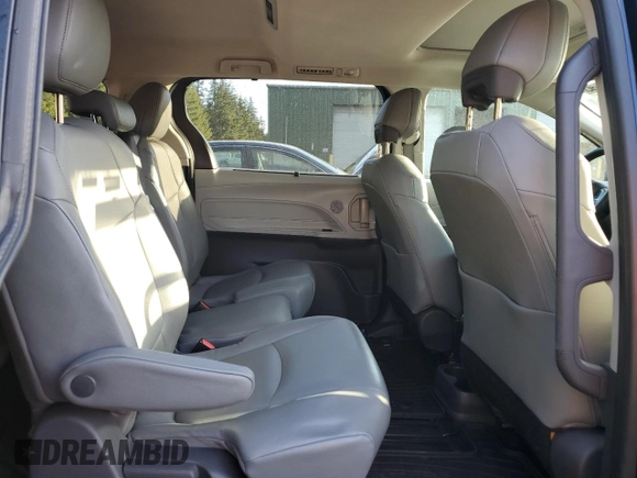 2021 Toyota Sienna XLE with VIN 5TDJRKEC4MS069575, listed as a Copart auction lot 44793525 with 141,319 mi miles and Salvage Title. Bid and sale history available at carsss.com. Image 11.