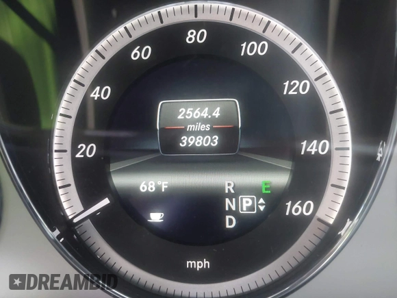 2013 Mercedes-Benz E 350 Luxury with VIN WDDHF8JB4DA727504, listed as a IAAI auction lot 42457322 with 39,803 mi miles and . Bid and sale history available at DreamBid. Image 15.