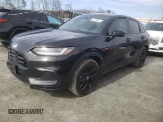 2024 Honda HR-V Sport z VIN 3CZRZ1H52RM702201, wystawiony jako Copart lot #45372645 z przebiegiem 23 284 mil mil oraz Szkoda całkowita • Salvage title. Historia ofert i sprzedaży dostępna na DreamBid. Obrazek 1.