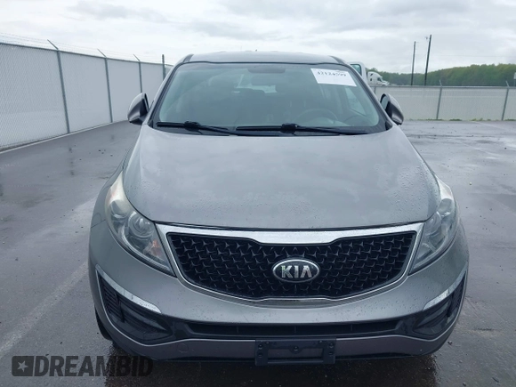 2015 Kia Sportage LX with VIN KNDPB3AC1F7784479, listed as a IAAI auction lot 42124599 with 137,190 mi miles and . Bid and sale history available at carsss.com. Image 6.