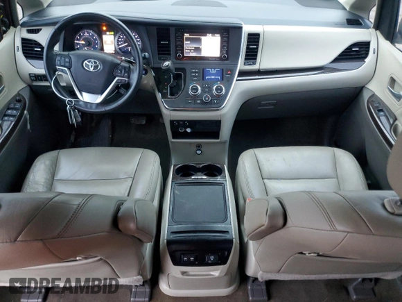 2018 Toyota Sienna XLE Auto Access Seat with VIN 5TDYZ3DC8JS927759, listed as a Copart auction lot 50383465 with 141,807 mi miles and Salvage title. Bid and sale history available at DreamBid. Image 8.