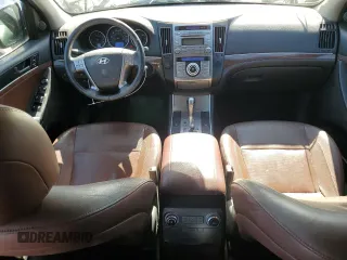 2010 Hyundai Veracruz Limited z VIN KM8NU4CC5AU133320, wystawiony jako Copart lot #54376375 z przebiegiem 67 286 mil mil oraz Szkoda całkowita • Salvage title. Historia ofert i sprzedaży dostępna na DreamBid. Obrazek 8.