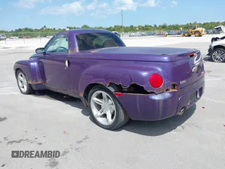 2004 Chevrolet SSR LS with VIN 1GCES14P84B110592, listed as a IAAI auction lot 41994261 with Not Provided miles and . Bid and sale history available at DreamBid. Image 3.