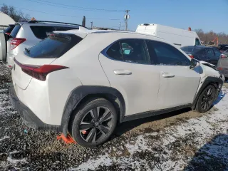 2021 Lexus UX 200 z VIN JTHX3JBH2M2040913, wystawiony jako Copart lot #88754455 z przebiegiem 38 776 mil mil oraz Szkoda całkowita • Salvage title. Historia ofert i sprzedaży dostępna na DreamBid. Obrazek 3.