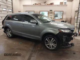 2015 Audi Q7 3.0T Premium Plus with VIN WA1LGAFE2FD002717, listed as a IAAI auction lot 41477771 with 1 mi miles. Bid and sale history available at carsss.com. Image 1.