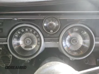 1967 Mercury Cougar z VIN 7F91C560655, wystawiony jako Copart lot #60170105 z przebiegiem 26 153 mil mil oraz Czysty tytuł • Clean title. Historia ofert i sprzedaży dostępna na DreamBid. Obrazek 9.