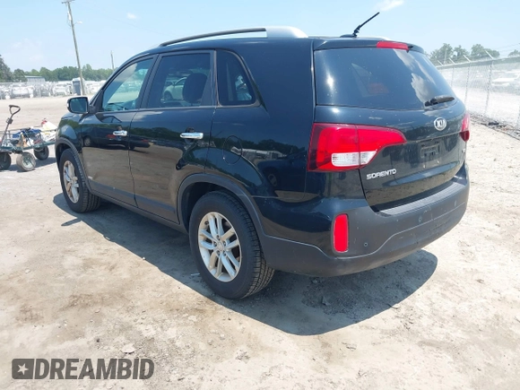 2015 Kia Sorento LX with VIN 5XYKTCA65FG594317, listed as a IAAI auction lot 42846084 with 113,297 mi miles and . Bid and sale history available at DreamBid. Image 3.