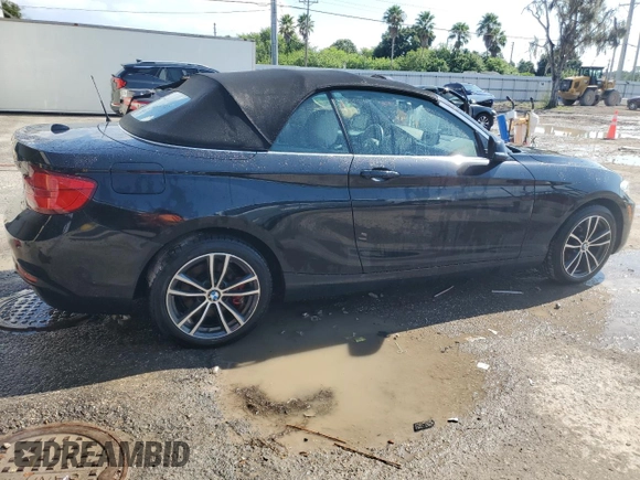 2018 BMW 2 Series 230i with VIN WBA2M7C55JVA97441, listed as a Copart auction lot 68550274 with 32,960 mi miles and Non Repairable. Bid and sale history available at carsss.com. Image 3.
