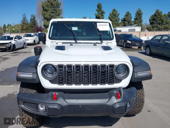 2025 Jeep Wrangler Rubicon with VIN 1C4PJXFN9SW523685, listed as a IAAI auction lot 41945204 with 24 mi miles and . Bid and sale history available at DreamBid. Image 12.