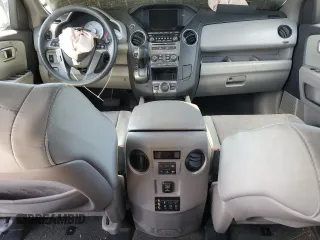 2015 Honda Pilot SE with VIN 5FNYF4H36FB055134, listed as a Copart auction lot 52310075 with 171,753 mi miles and Salvage Title. Bid and sale history available at DreamBid. Image 8.