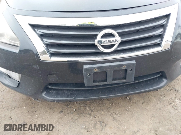 2015 Nissan Altima 2.5 SV with VIN 1N4AL3AP9FC140005, listed as a IAAI auction lot 41473323 with 111,539 mi miles. Bid and sale history available at carsss.com. Image 12.