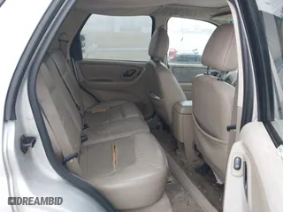 2007 Ford Escape Limited with VIN 1FMCU04137KB25007, listed as a IAAI auction lot 41659193 with 244,073 mi miles. Bid and sale history available at carsss.com. Image 8.