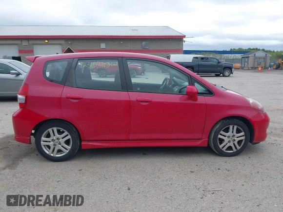 2008 Honda Fit Sport z VIN JHMGD38658S020529, wystawiony jako IAAI lot #42315310 z przebiegiem 196 146 mil mil oraz . Historia ofert i sprzedaży dostępna na DreamBid. Obrazek 14.
