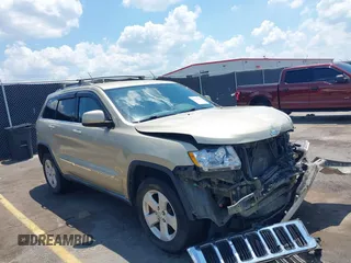 2011 Jeep Grand Cherokee Laredo с VIN 1J4RR4GT7BC557777, выставлен на аукционе IAAI как лот 42569601 с пробегом 218 817 миль миль и . История ставок и продаж доступна на DreamBid. Изображение 1.