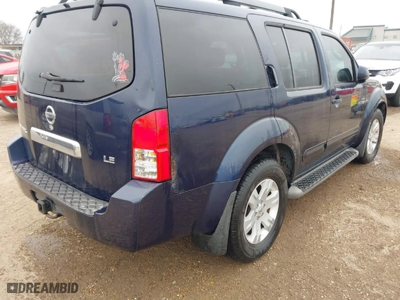 2007 Nissan Pathfinder S with VIN 5N1AR18U77C638404, listed as a IAAI auction lot 41560067 with 225,996 mi miles. Bid and sale history available at carsss.com. Image 6.