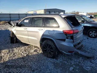 2018 Jeep Grand Cherokee Altitude with VIN 1C4RJFAG2JC123592, listed as a Copart auction lot 47228545 with Not provided miles and Salvage title. Bid and sale history available at DreamBid. Image 2.