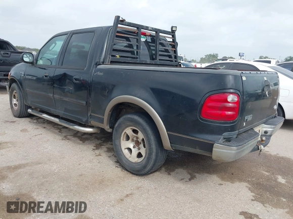 2003 Ford F-150 XLT with VIN 1FTRW07623KB30354, listed as a IAAI auction lot 41960766 with 366,800 mi miles. Bid and sale history available at carsss.com. Image 3.