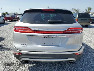 2019 Lincoln MKC Select with VIN 5LMCJ2C99KUL09924, listed as a Copart auction lot 57176145 with 55,094 mi miles and Salvage title. Bid and sale history available at DreamBid. Image 6.