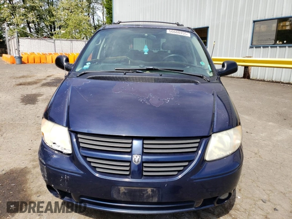 2005 Dodge Caravan SXT with VIN 2D4GP44L95R280846, listed as a Copart auction lot 56608455 with 174,140 mi miles and Salvage title. Bid and sale history available at DreamBid. Image 5.