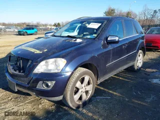 2010 Mercedes-Benz M-Class ML 350 with VIN 4JGBB8GBXAA610889, listed as a IAAI auction lot 41321391 with 97,610 mi miles. Bid and sale history available at carsss.com. Image 2.