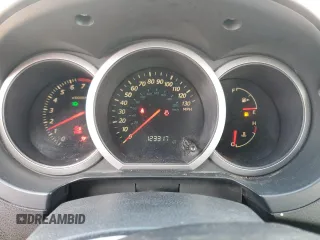 2008 Suzuki Grand Vitara w/Spare & Cargo Covers with VIN JS3TD941484102481, listed as a Copart auction lot 48761185 with 123,317 mi miles and Salvage title. Bid and sale history available at DreamBid. Image 9.