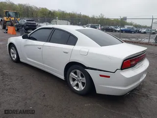2012 Dodge Charger SE with VIN 2C3CDXBG0CH190147, listed as a IAAI auction lot 41975277 with 239,977 mi miles. Bid and sale history available at carsss.com. Image 3.