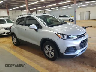 2021 Chevrolet Trax LT z VIN KL7CJLSB2MB329719, wystawiony jako Copart lot #60140315 z przebiegiem Nie podano mil oraz Szkoda całkowita • Salvage title. Historia ofert i sprzedaży dostępna na DreamBid. Obrazek 4.