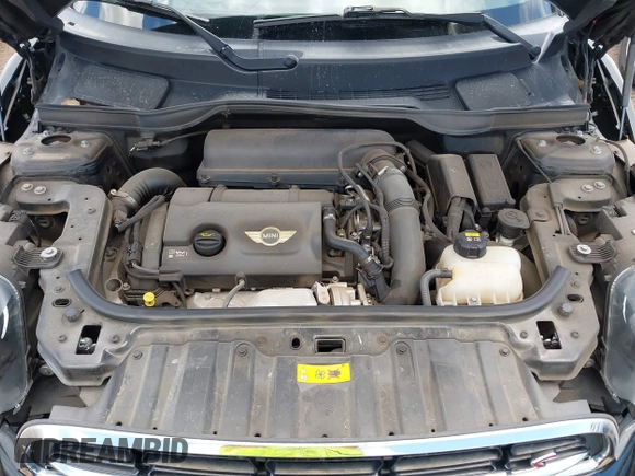 2016 MINI Countryman S with VIN WMWZC3C58GWT08660, listed as a IAAI auction lot 42407283 with 66,588 mi miles and . Bid and sale history available at DreamBid. Image 10.