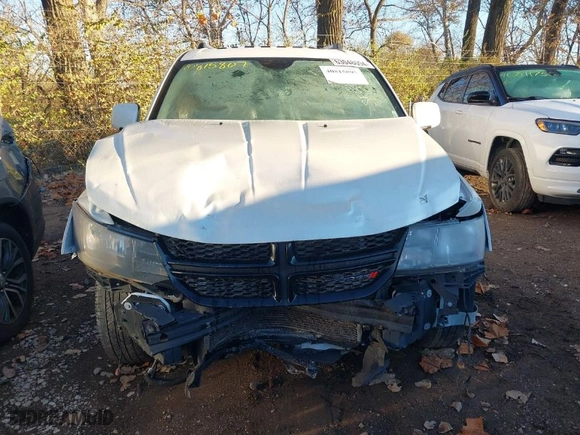 2017 Dodge Journey Crossroad Plus with VIN 3C4PDCGG3HT684600, listed as a IAAI auction lot 40815807 with NaN miles. Bid and sale history available at carsss.com. Image 12.