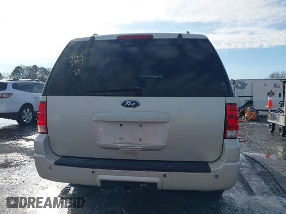 2006 Ford Expedition Limited with VIN 1FMFU19546LA23593, listed as a IAAI auction lot 41225947 with 190,418 mi miles. Bid and sale history available at carsss.com. Image 16.