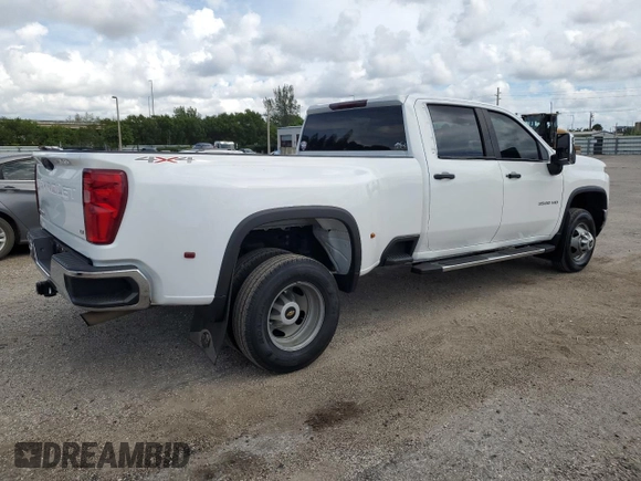 2021 Chevrolet Silverado 3500HD Work Truck with VIN 1GC4YSE77MF138536, listed as a Copart auction lot 73031234 with 52,741 mi miles and Clean Title. Bid and sale history available at carsss.com. Image 3.
