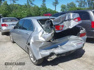 2005 Acura TSX with VIN JH4CL96825C029218, listed as a IAAI auction lot 42320655 with 253,150 mi miles and . Bid and sale history available at DreamBid. Image 3.