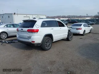 2018 Jeep Grand Cherokee Limited with VIN 1C4RJFBG5JC503590, listed as a IAAI auction lot 41708020 with 96,981 mi miles. Bid and sale history available at carsss.com. Image 4.