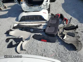 2022 Nissan LEAF SV z VIN 1N4AZ1CV5NC551415, wystawiony jako Copart lot #55431615 z przebiegiem 54 781 mil mil oraz Szkoda całkowita • Salvage title. Historia ofert i sprzedaży dostępna na DreamBid. Obrazek 12.