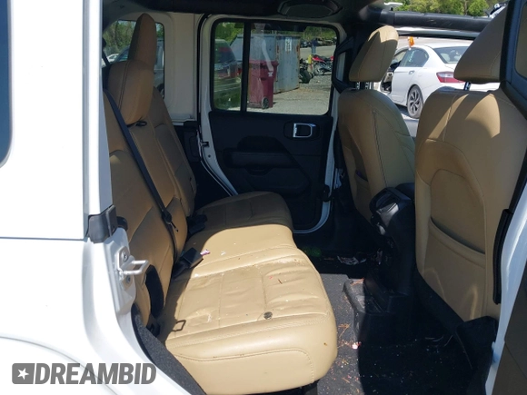 2019 Jeep Wrangler Unlimited Sahara with VIN 1C4HJXEN5KW509806, listed as a IAAI auction lot 42071325 with 95,549 mi miles and . Bid and sale history available at DreamBid. Image 8.