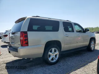 2008 Chevrolet Suburban 2LT z VIN 3GNFK16368G206563, wystawiony jako Copart lot #52494055 z przebiegiem 174 692 mil mil oraz Szkoda całkowita • Salvage title. Historia ofert i sprzedaży dostępna na DreamBid. Obrazek 3.