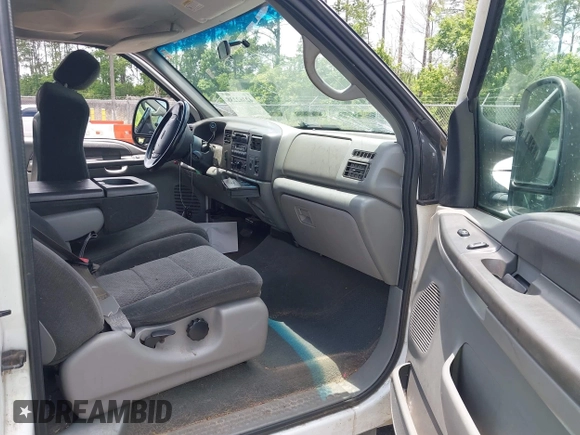 2002 Ford F-250 XL with VIN 1FTNX20F42EC60263, listed as a IAAI auction lot 42362238 with 162,068 mi miles and . Bid and sale history available at DreamBid. Image 5.