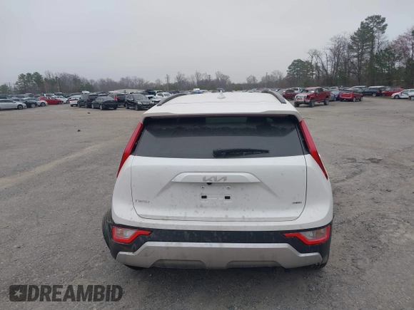 2024 Kia Niro LX with VIN KNDCP3LE1R5178842, listed as a IAAI auction lot 41629770 with 24,464 mi miles. Bid and sale history available at carsss.com. Image 16.