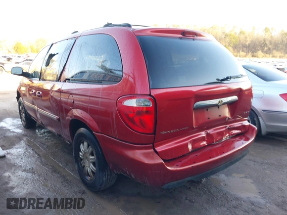 2006 Chrysler Town & Country LWB Touring with VIN 2A8GP54L66R655864, listed as a IAAI auction lot 41454605 with 211,445 mi miles. Bid and sale history available at carsss.com. Image 3.