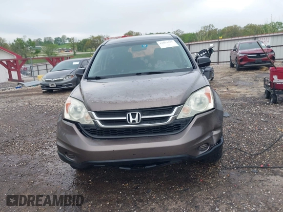 2010 Honda CR-V LX z VIN 5J6RE3H38AL000217, wystawiony jako IAAI lot #42051176 z przebiegiem 221 590 mil mil oraz . Historia ofert i sprzedaży dostępna na DreamBid. Obrazek 12.