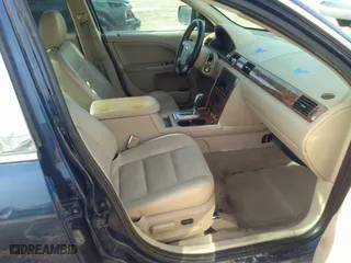 2006 Ford Five Hundred SEL with VIN 1FAHP24196G134492, listed as a IAAI auction lot 41827431 with 194,886 mi miles. Bid and sale history available at carsss.com. Image 5.