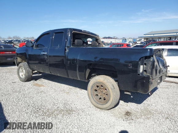 2011 Chevrolet Silverado 1500 LT with VIN 1GCRKSE30BZ393111, listed as a Copart auction lot 45538445 with 196,790 mi miles and Salvage Title. Bid and sale history available at DreamBid. Image 2.