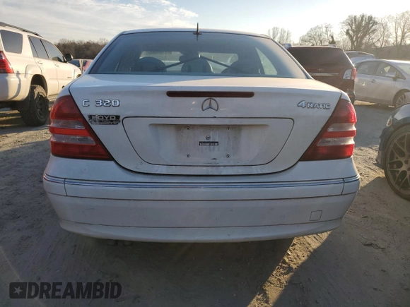 2005 Mercedes-Benz C 320 с VIN WDBRF84J65F679735, выставлен на аукционе Copart как лот 47164965 с пробегом 114 381 миль миль и Списание • Salvage title. История ставок и продаж доступна на DreamBid. Изображение 6.