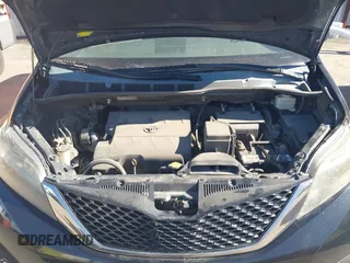 2012 Toyota Sienna SE with VIN 5TDXK3DC9CS179896, listed as a IAAI auction lot 41672616 with 216,638 mi miles. Bid and sale history available at carsss.com. Image 10.