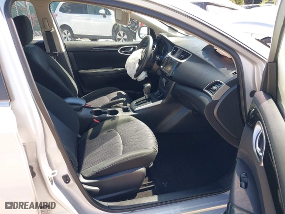 2019 Nissan Sentra SR with VIN 3N1AB7APXKY451032, listed as a IAAI auction lot 39229170 with 113,948 mi miles. Bid and sale history available at carsss.com. Image 5.