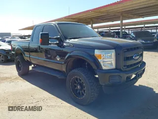 2014 Ford F-250 XL with VIN 1FT7X2BTXEEB52987, listed as a IAAI auction lot 42587515 with 230,189 mi miles and . Bid and sale history available at DreamBid. Image 1.